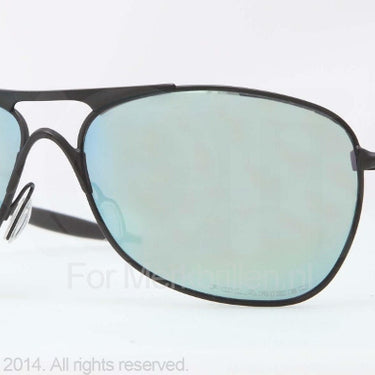Oakley Zonnebril OO4060 Matte black emerald iridium polarized