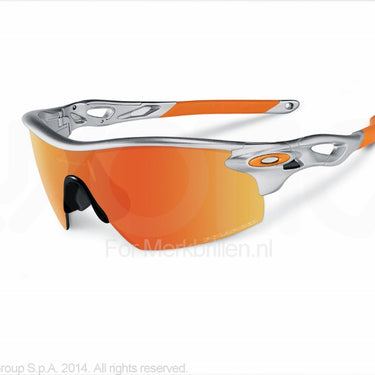 Oakley Zonnebril OO9182 Silver fire iridium polarized