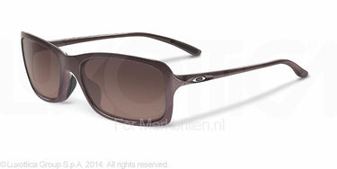 Oakley Zonnebril OO9203 Dark plum g40 black gradient