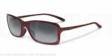 Oakley Zonnebril OO9203 Scarlet black grey gradient