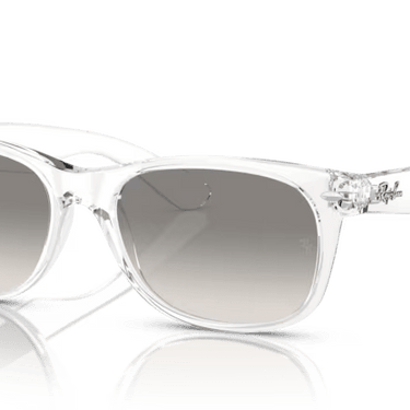 Ray-Ban Wayfarer RB2132 677432 Transparant