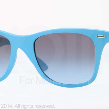 Ray-Ban Zonnebril RB4195 Metallic azure blue gradient