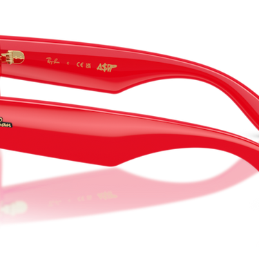 Ray-Ban Wayfarer Puffer RB4940 683187 Rood