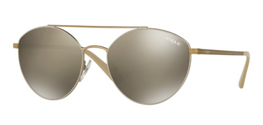 Vogue Zonnebril VO4023S 996/5A Matte Cream/Pale Gold