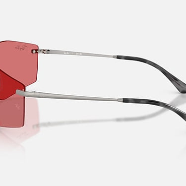 Ray-Ban Alix RB3781 004/75 staalgrijs, lens in rood – zijaanzicht