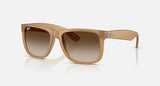 Ray-Ban Justin RB4165 681413 rubberbeige met bruine verloopglazen, schuin van voren