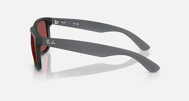Ray-Ban Justin RB4165 687375 opaalgrijs met donkerpaarse glazen, zijaanzicht