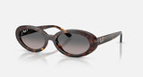 Ray-Ban RB2223 902/M3 havana met gepolariseerde grijze verloopglazen, schuin vooraanzicht