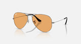 Ray-Ban Aviator RB3025 004/33 staalgrijs met oranje glazen, schuin van voren