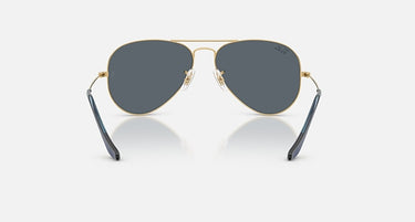 Ray-Ban Aviator RB3025 9278R5 goudkleurig met blauwe glazen, achteraanzicht