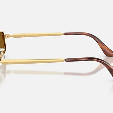 Ray-Ban RB3927 by A$AP Rocky 001/33 arista goud, glazen in bruin – zijaanzicht