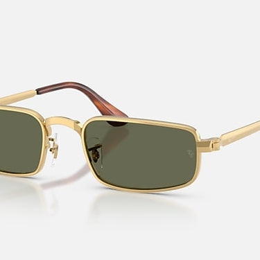 Ray-Ban RB3927 by A$AP Rocky 001/58 arista goud, glazen in groen gepolariseerd – schuin vooraanzicht