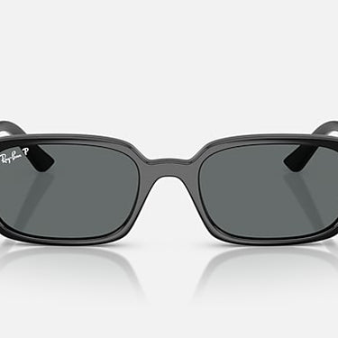 Ray-Ban Zuri RB4455 667781 zwart – vooraanzicht