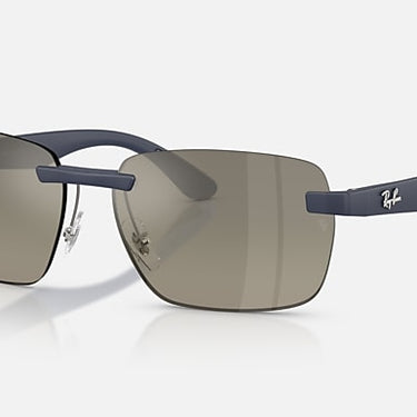 Ray-Ban RB4470CH 63315J Polarized+ zanddonkerblauw – schuin vooraanzicht