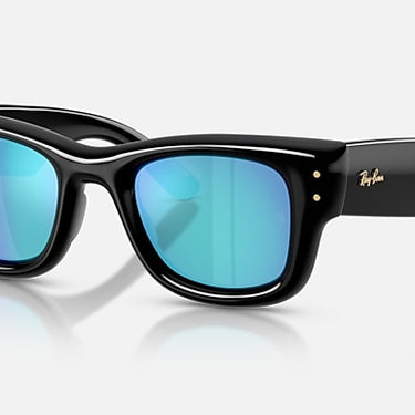 Ray-Ban RB4940 601/55 Wayfarer Puffer zwart – schuin vooraanzicht