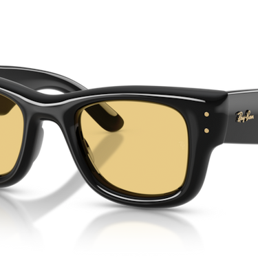 Ray-Ban RB4940 601/85 Wayfarer Puffer zwart – schuin vooraanzicht