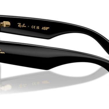 Ray-Ban RB4940 601/8N Wayfarer Puffer zwart – zijaanzicht