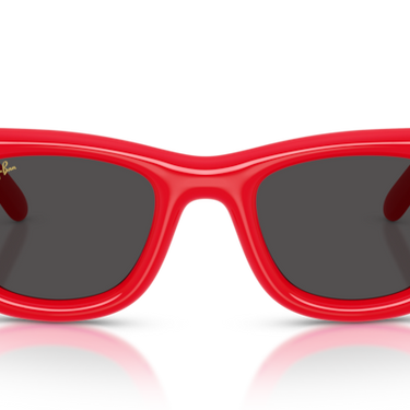 Ray-Ban RB4940 683187 Wayfarer Puffer rood – vooraanzicht