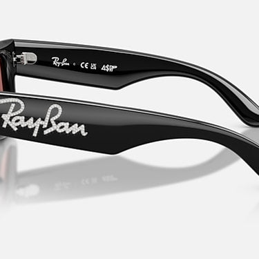 Ray-Ban RB4940B 686485 Wayfarer Puffer Crystal zwart – zijaanzicht